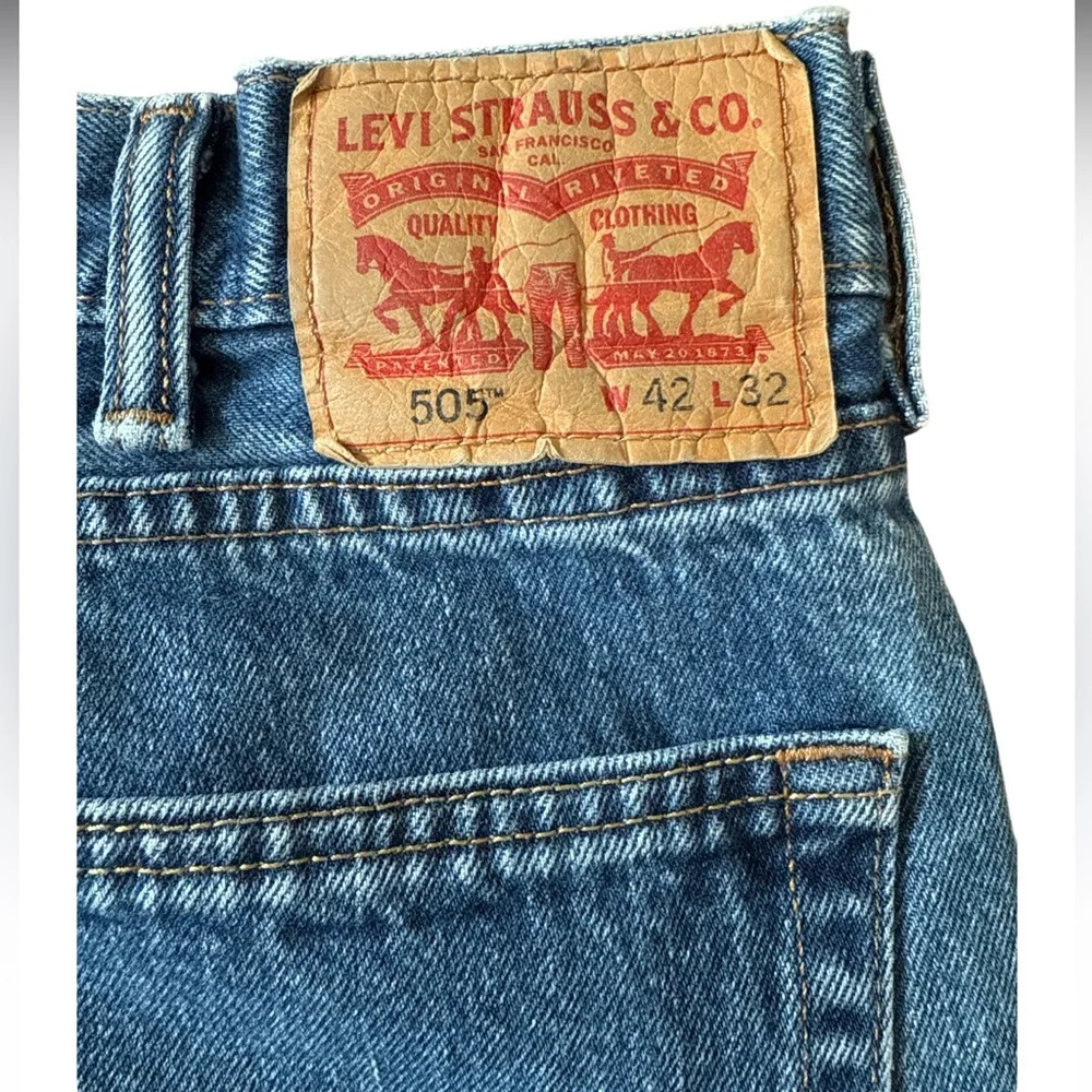 Levi's 505 Regular Fit Blue Jeans Men’s Size 42x32